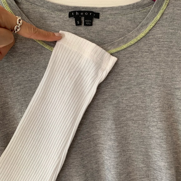 Theory white/grey/green L/S tee sizeS EUC - Picture 2 of 3